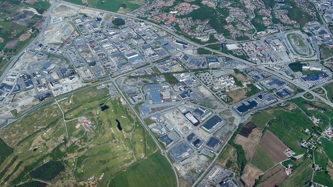 The effect of new zoning plan on land value in Forus