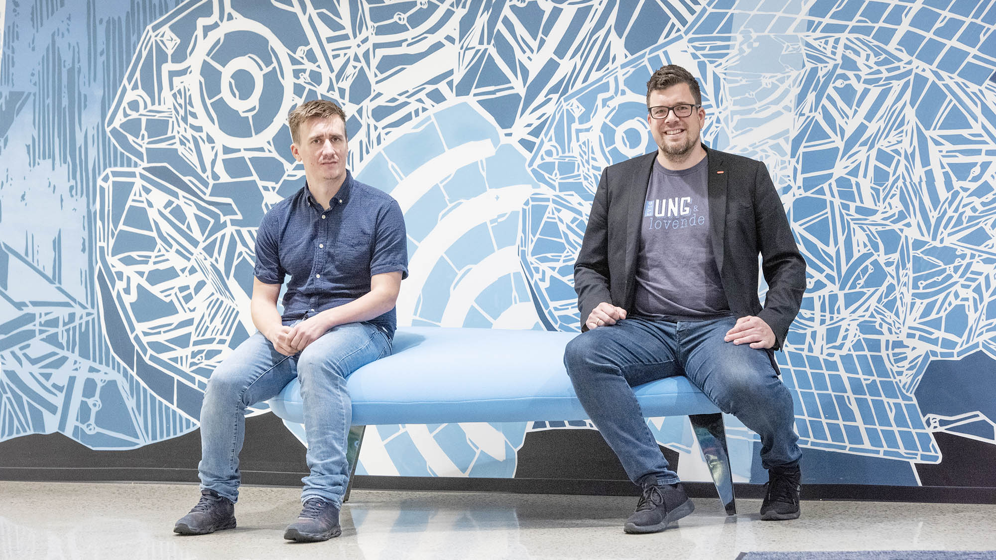 Sosiale medier og humor