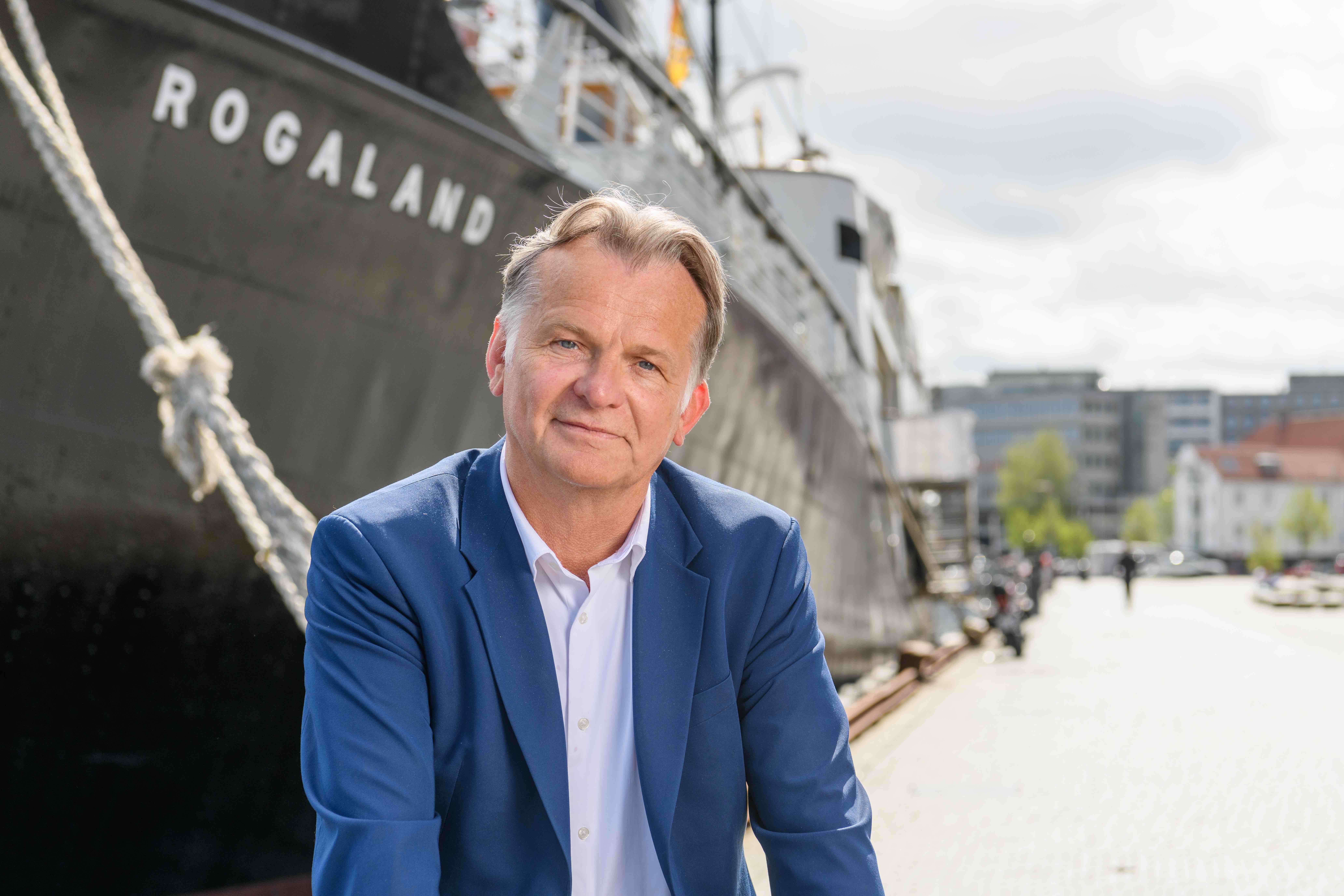Fjell, havet og havnen