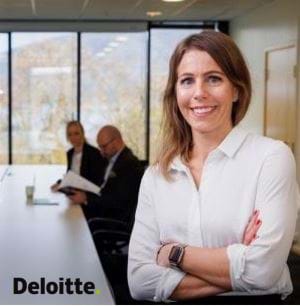 Studenter får verdifull arbeidserfaring hos Deloitte Consulting