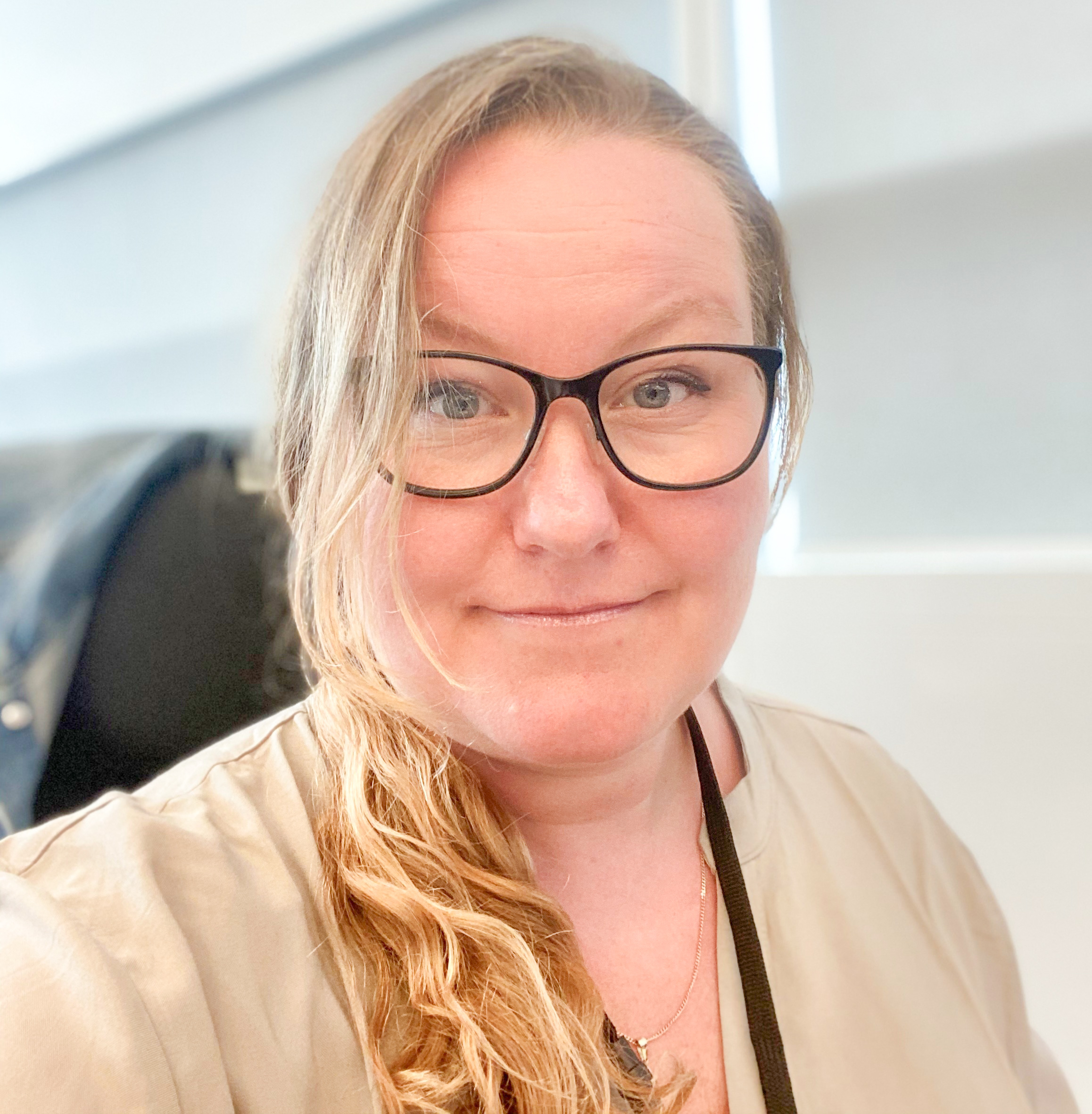 Bente Nordli - Contesto AS